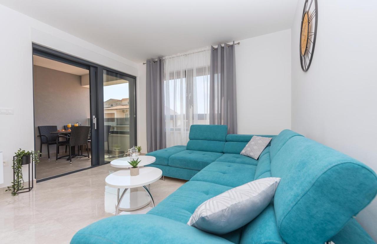 Apartment Ema Makarska Esterno foto